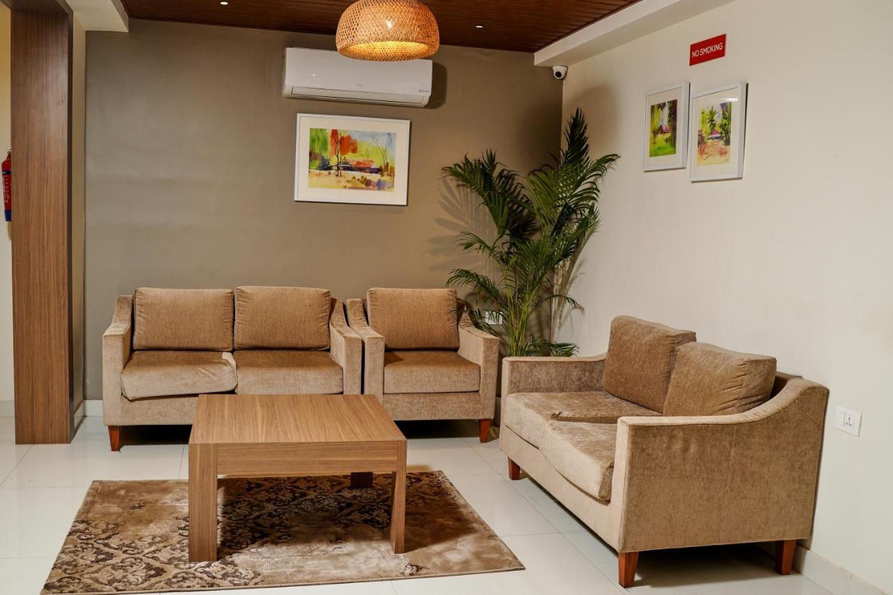 Gino Tourist Home Kochi Bagian luar foto