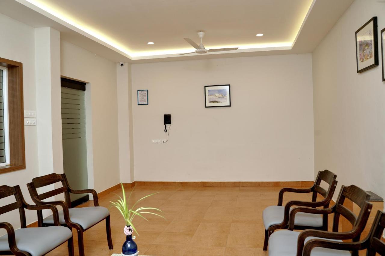 Gino Tourist Home Kochi Bagian luar foto