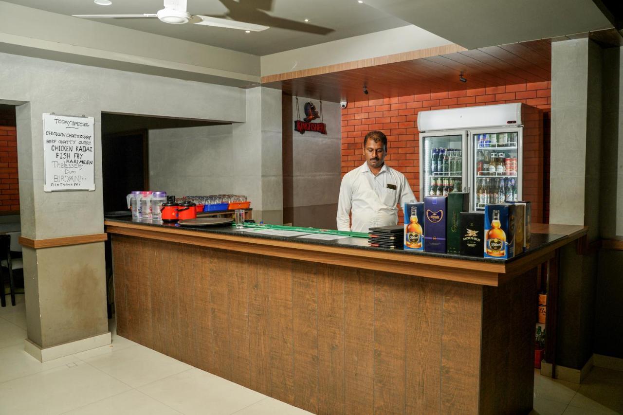 Gino Tourist Home Kochi Bagian luar foto