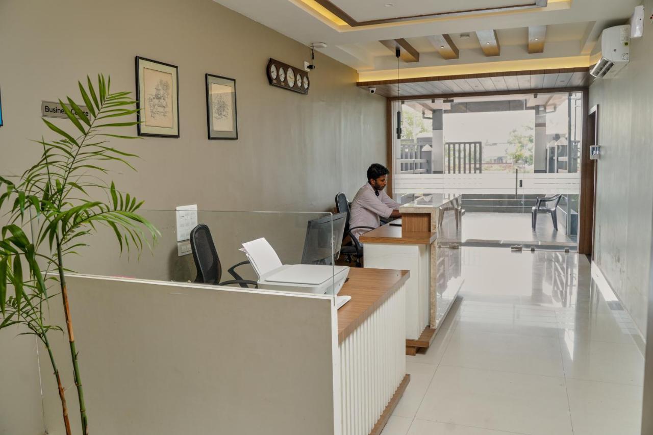 Gino Tourist Home Kochi Bagian luar foto